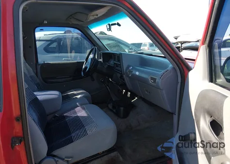 1994 Mazda B3000 Cab Plus из США, поврежденный, VIN 4F4CR16U8RTM05271